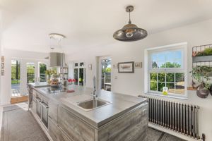 Photo 15- click for photo gallery